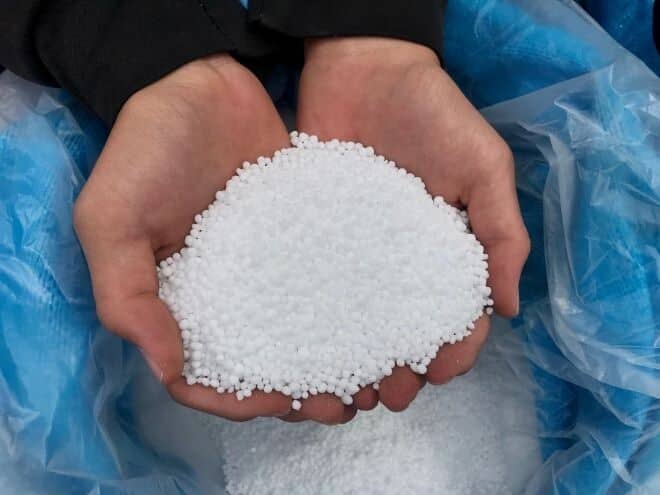 تصویر 2 از کود اوره کشاورزی با کیفیت برای افزایش بهره‌ وری خاک